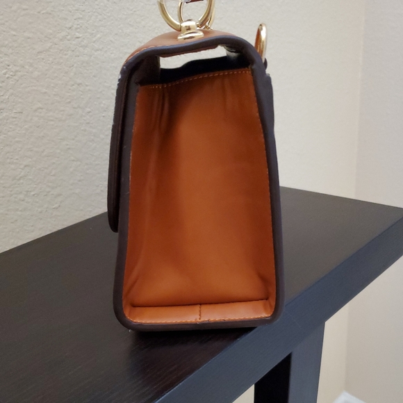 Luxury Women's Handbags - Picture 6 of 13